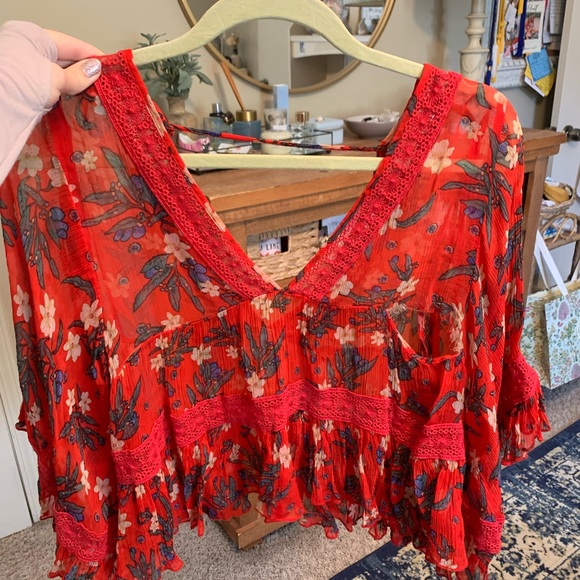 FREE PEOPLE TOP - Picture 3 of 3